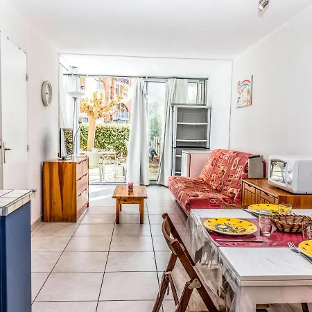 Antinea Apartment
